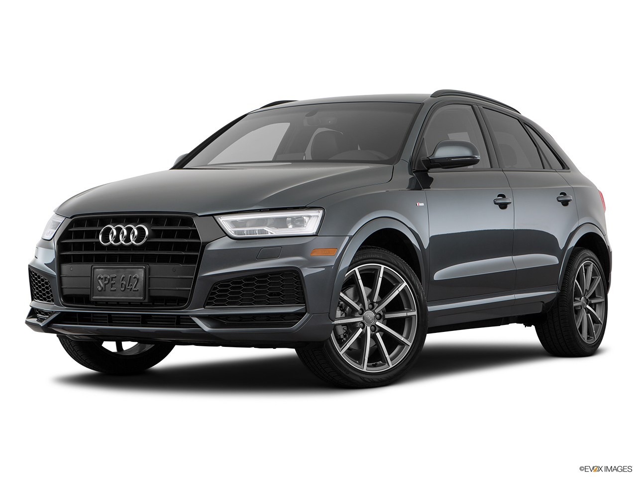 Audi q4. Ауди q4 2018. Ауди ку 3 2018. Ауди q4 2019.