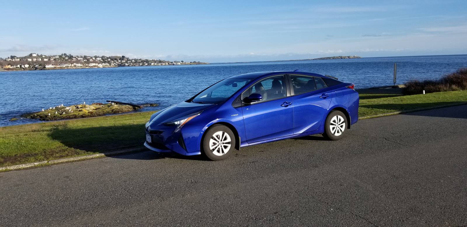 Toyota Lease Takeover in Victoria, BC: 2017 Toyota Prius Automatic 2WD