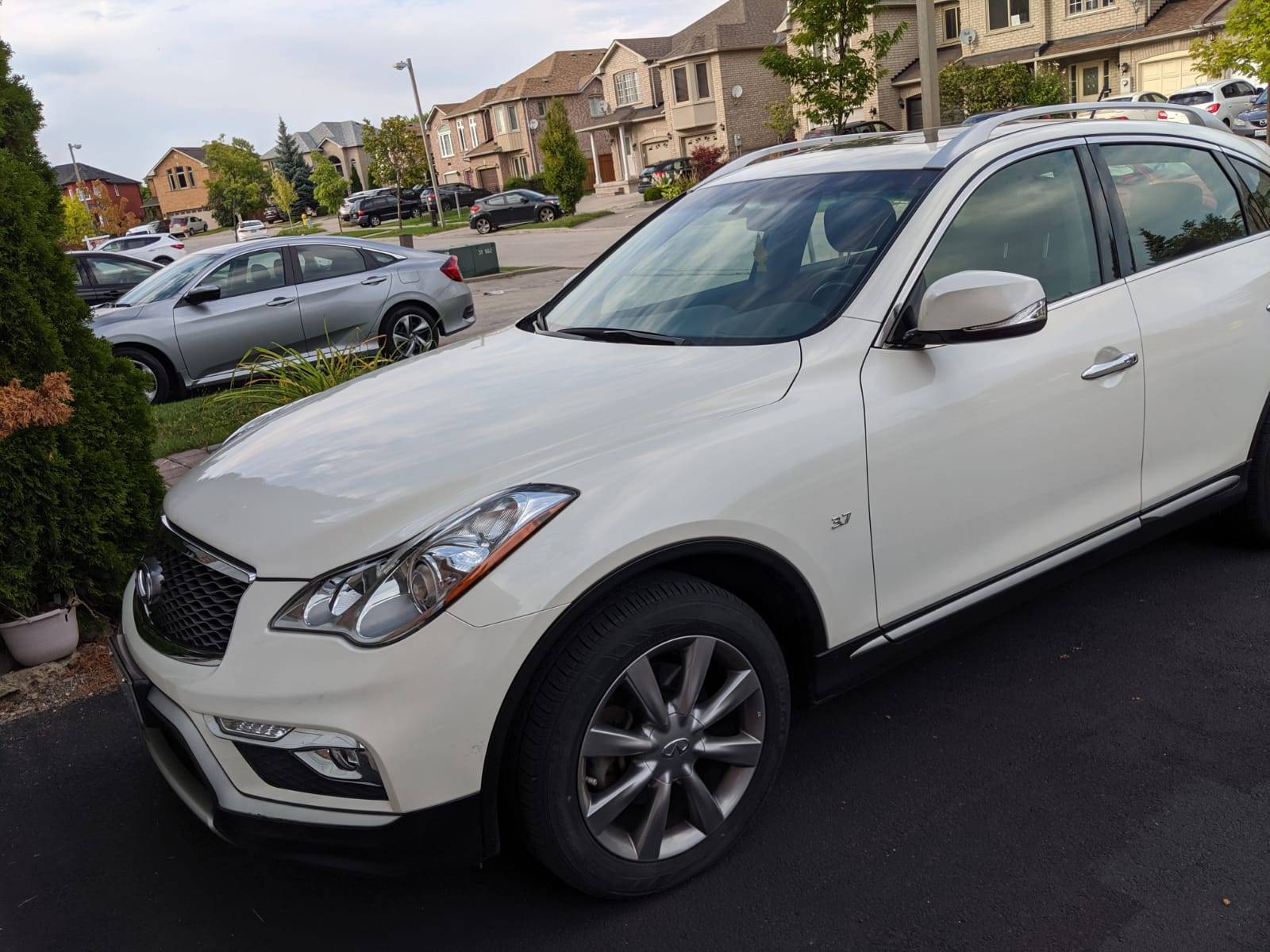 Infiniti Lease Takeover in Woodbridge, ON: 2017 Infiniti QX50 Automatic